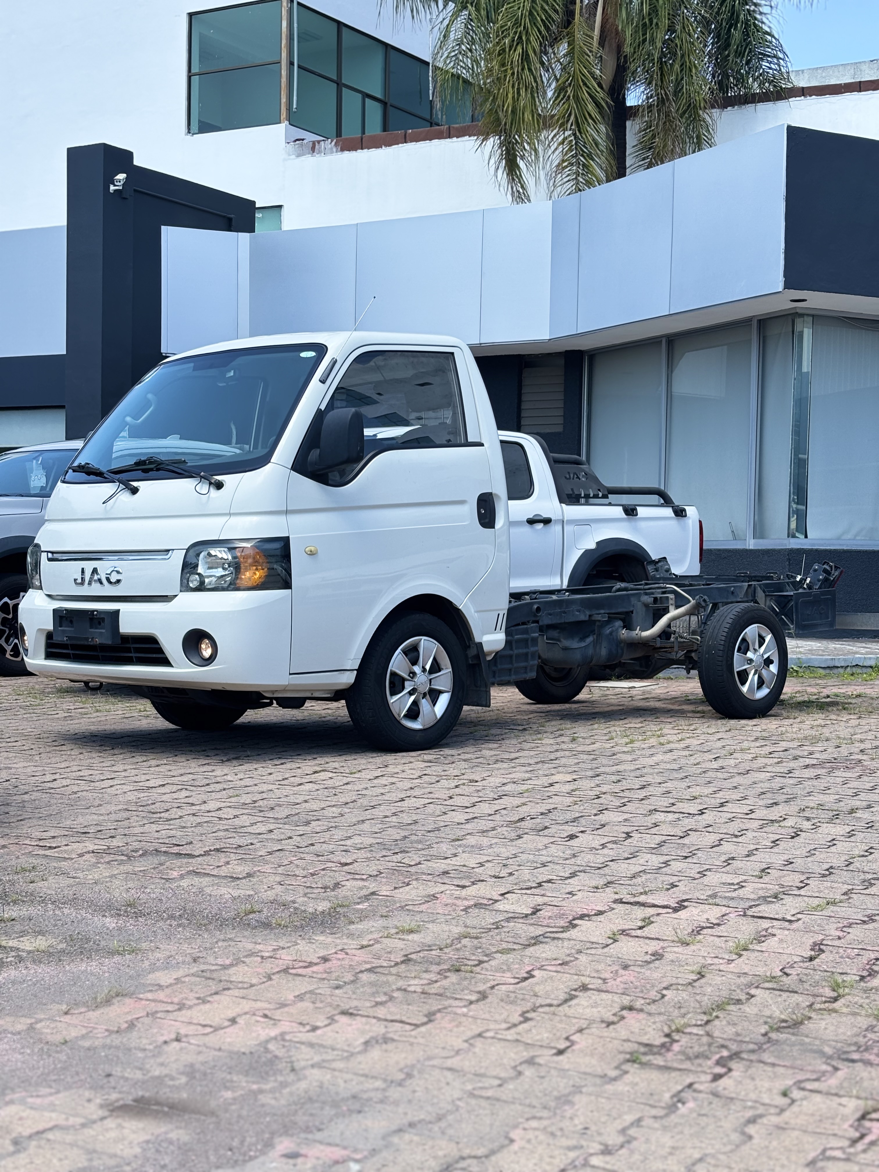 JAC X200 CHASIS CABINA TM 2023, fotografía 1