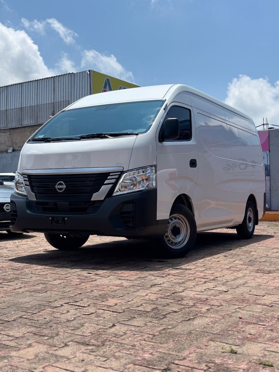 Nissan Urvan Panel TM 2024